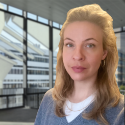 Frau  Charlotte Diekmann